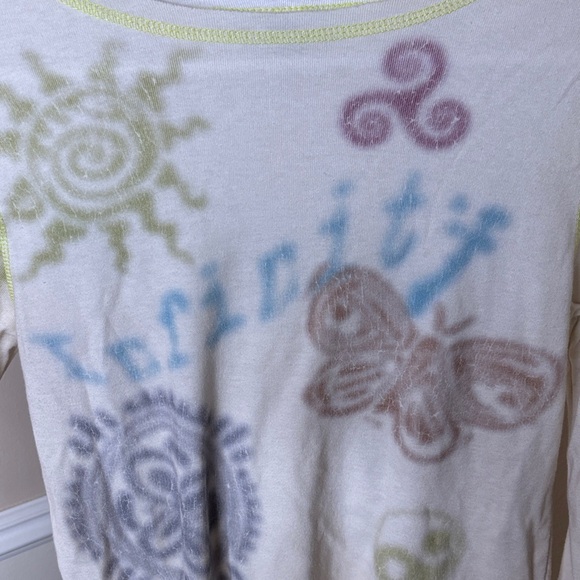 Urban Outfitters White Long Sleeve Graphic Top - Picture 3 of 4